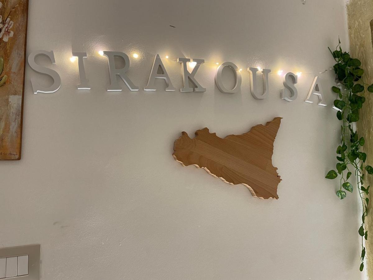Sirakousai Sweet Home Syracuse Exterior foto